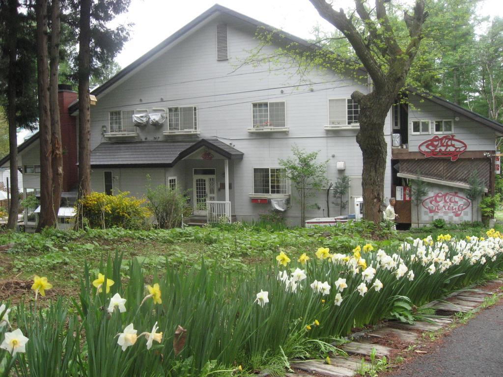 ホテル ペンションオールドストリング みなかみ町 エクステリア 写真